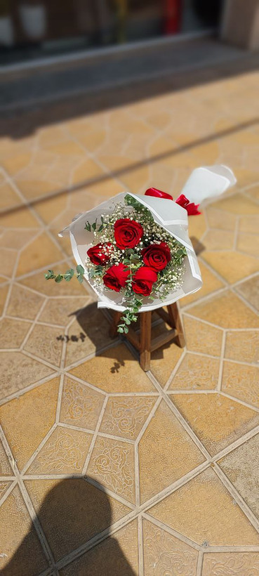 دسته گل رز